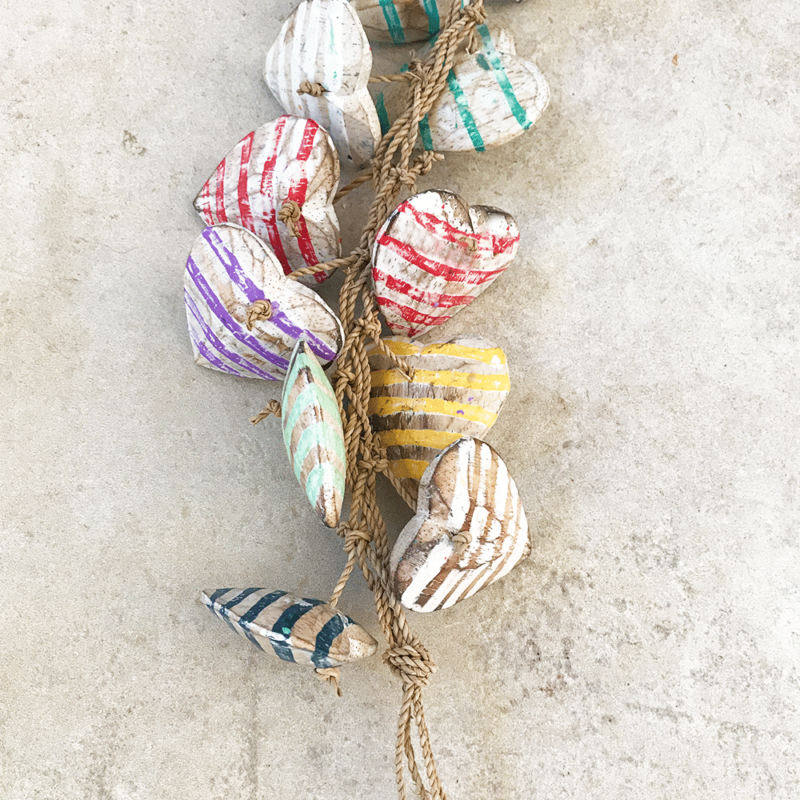 Suspension cœurs multicolores – Image 3