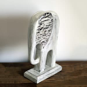 statuette éléphant blanc en bois