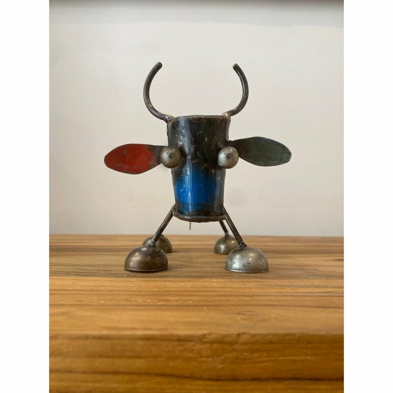 Vache en métal – Image 2