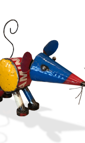 Souris en métal recyclé