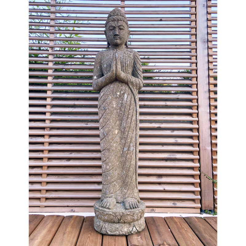 Bouddha debout