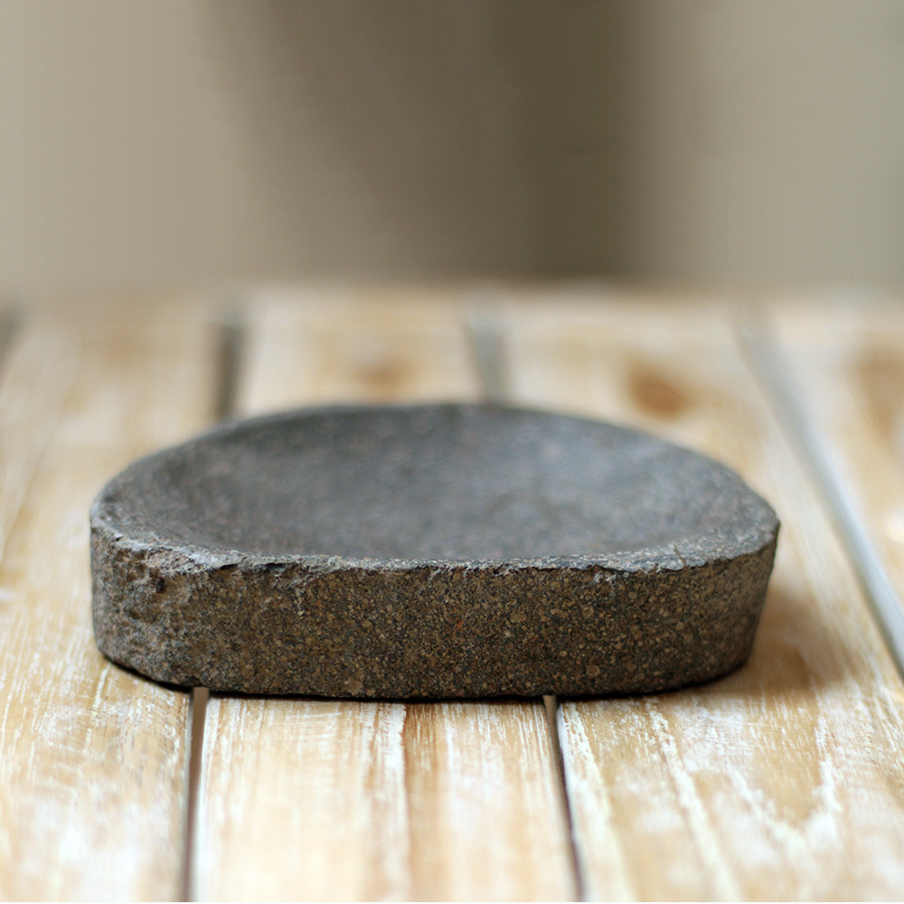 Porte-savon En Pierre Naturelle De Rivière Kinaree - Gris - 15x12x3 Cm - Style Campagne