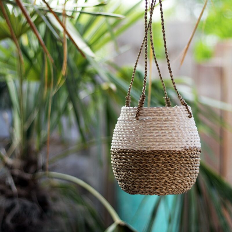 petit panier à suspendre osier
