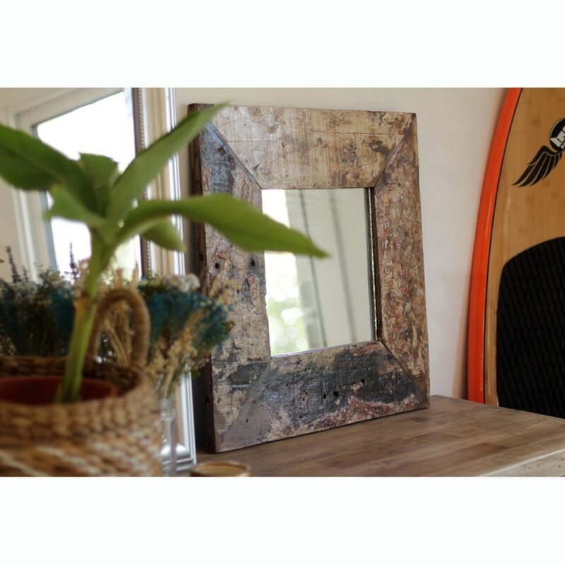 Grand miroir carré en bois de bateau - 60x60 cm – Image 6