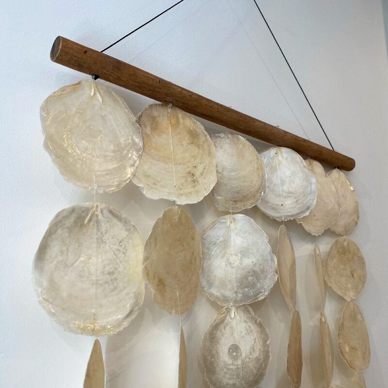 Mobile pastilles de nacre dorée – Image 4