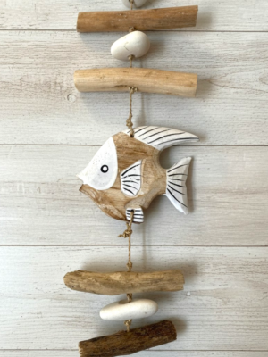 suspension poissons bois