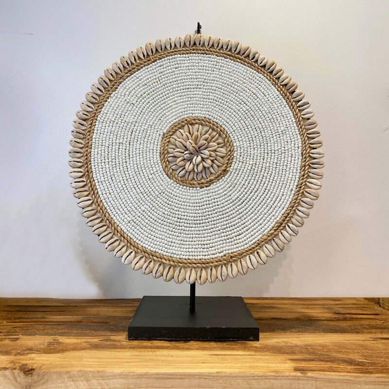 Rond de perles blanches