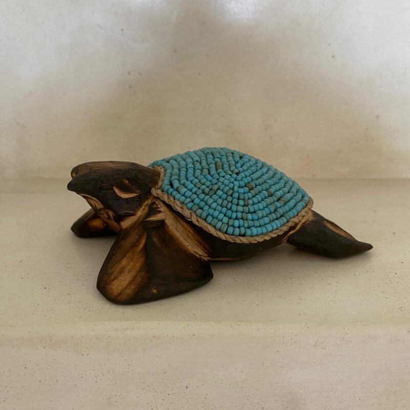 Petite tortue en bois & perles – Image 4