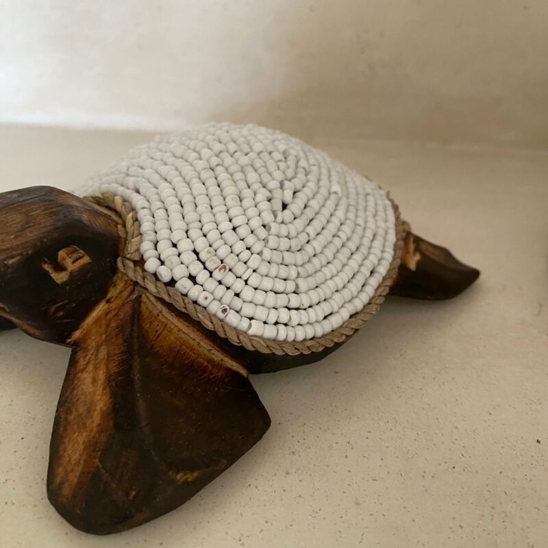 Petite tortue en bois & perles – Image 5
