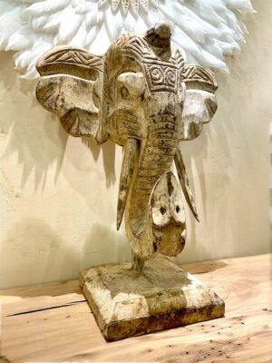 éléphant en bois