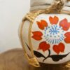 Boîte à riz ronde en bambou blanche fleurs rouges – Image 3