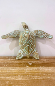 Grande tortue en bois