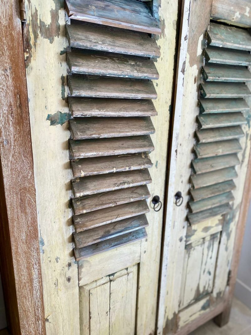 Armoire à persiennes en bois de bateau – Image 3