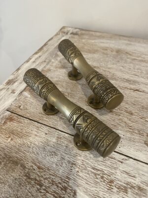 poignée de tiroir sculptée