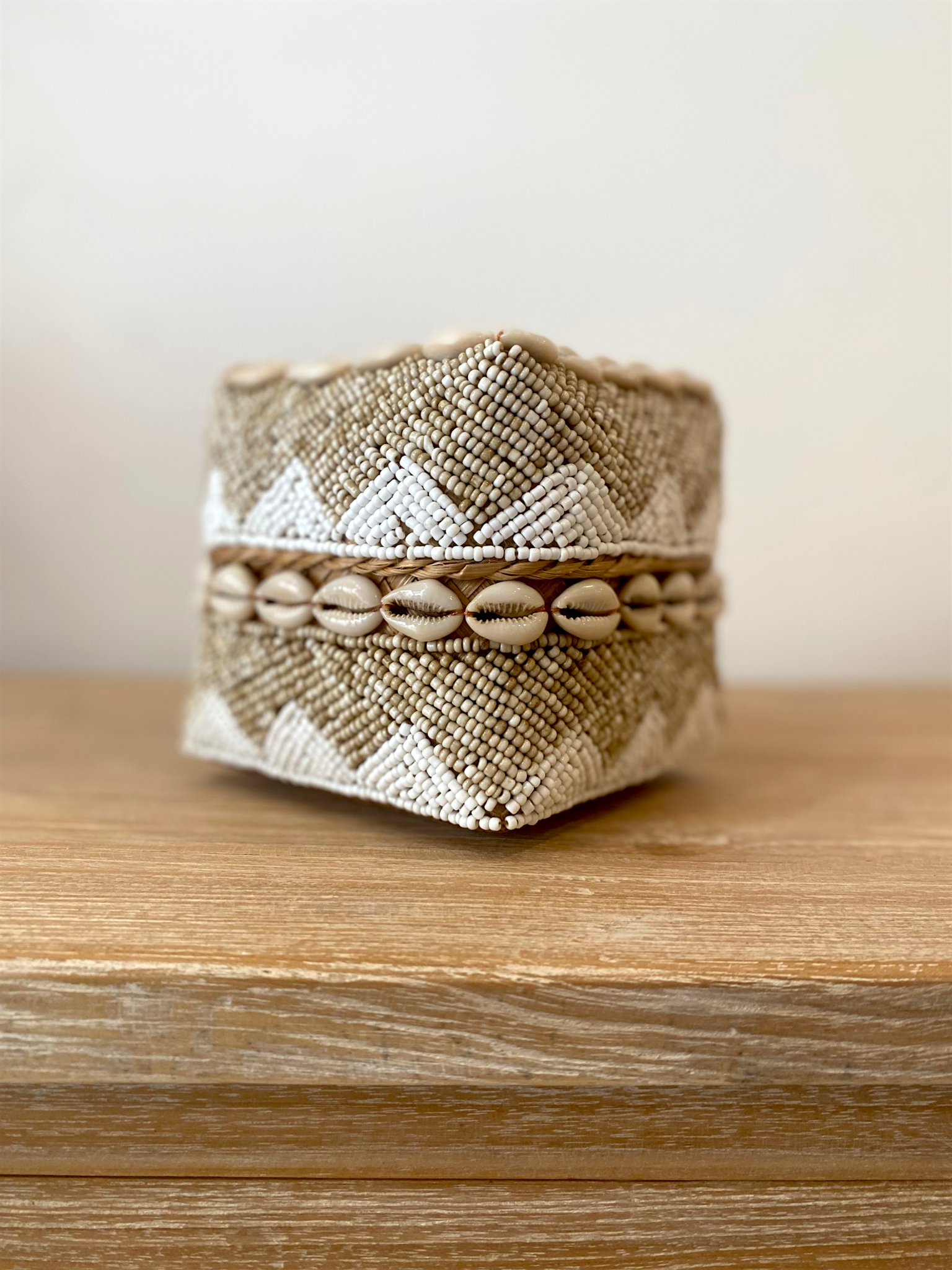 Boîte décorative beige, blanche & coquillages – Image 2