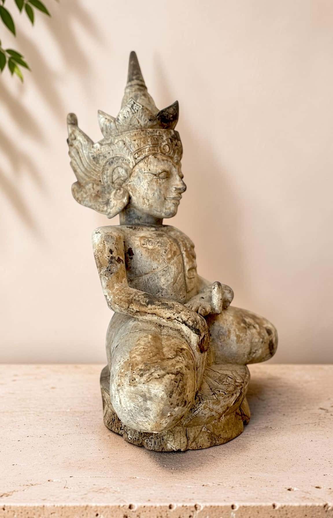 Statue ancienne balinaise en bois, pièce unique – Image 4
