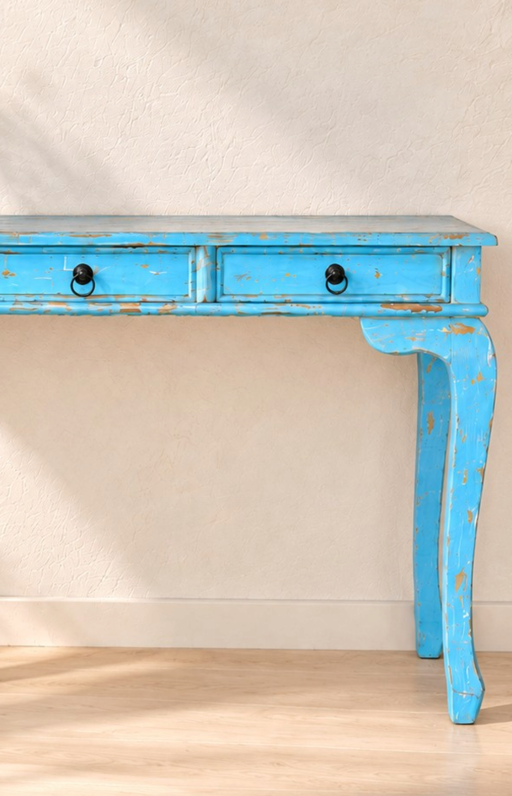détail des tiroirs console vintage